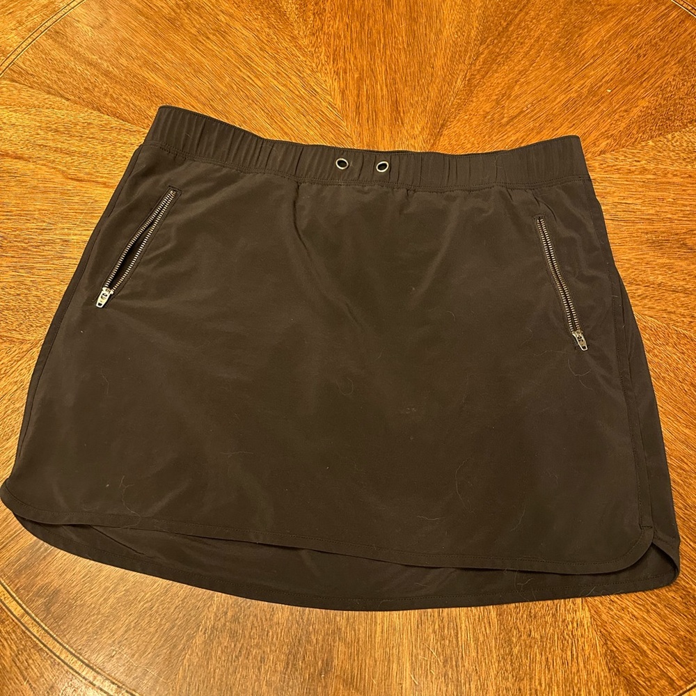 Black Athleta skort